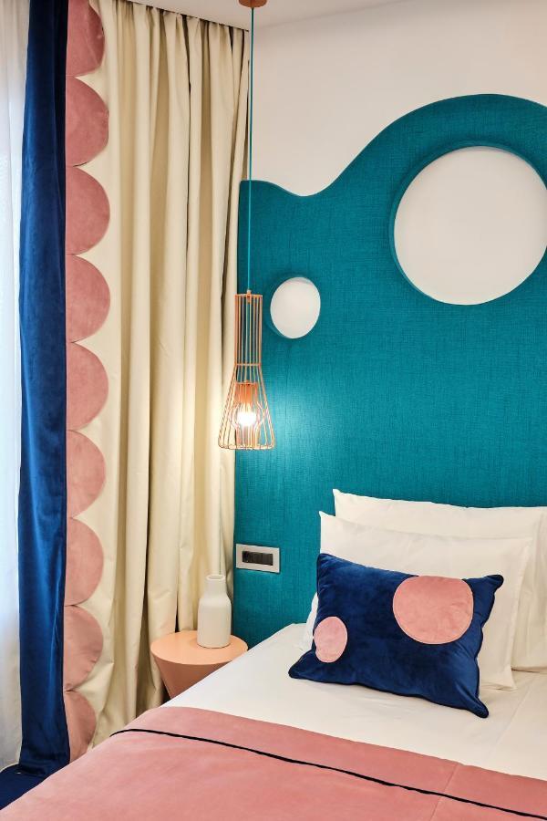 Vilacrosse Boutique Inn Бухарест Экстерьер фото